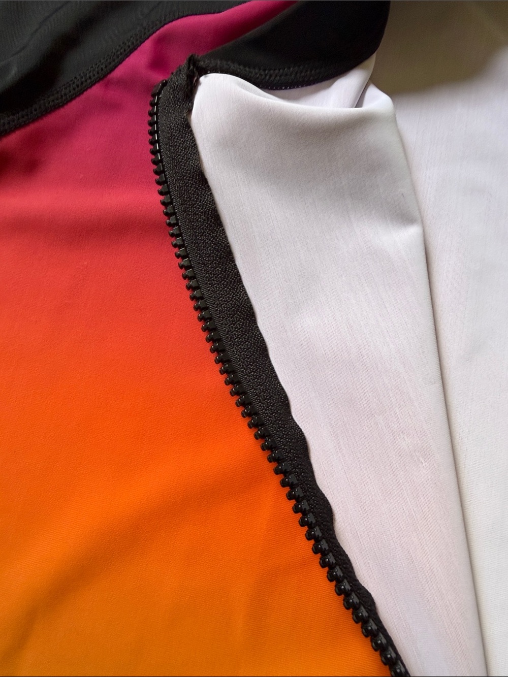 Women’s Zip-up Rash Guard - long sleeve - Picture 4 of 8